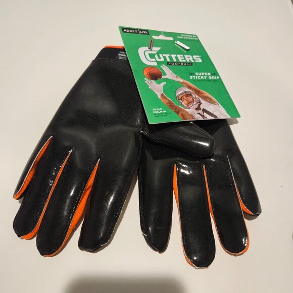 Cutters Size Adult L/XL Football Receiver Gloves New Camo Super Sticky Grip - Picture 2 of 5